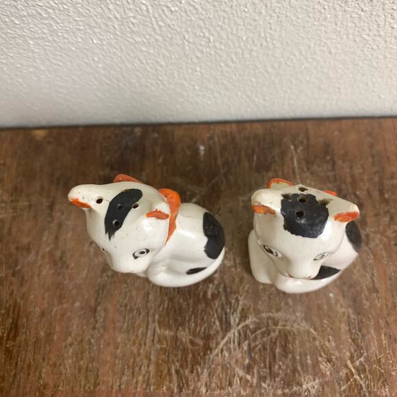 Vintage porcelain hand painted Cats Salt &‎ Pepper Magpie Bug Eyed Kittens Japan - Picture 2 of 6